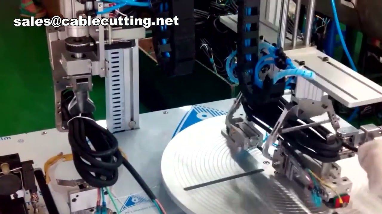 Automatische kabel- en draadwikkel- en bindmachine