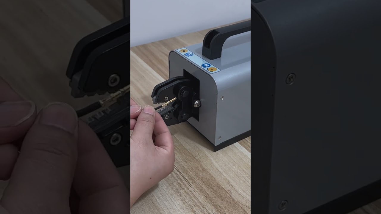 25M Pneumatische Krimpmachine voor Luchtvaart Pin Terminals | Fabrieksautomatisering