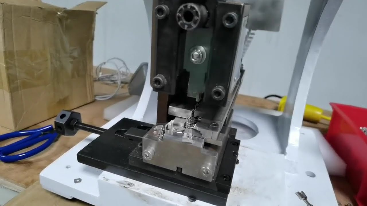 Single-Grain Mold Crimping Machine for Automated Wire Processing