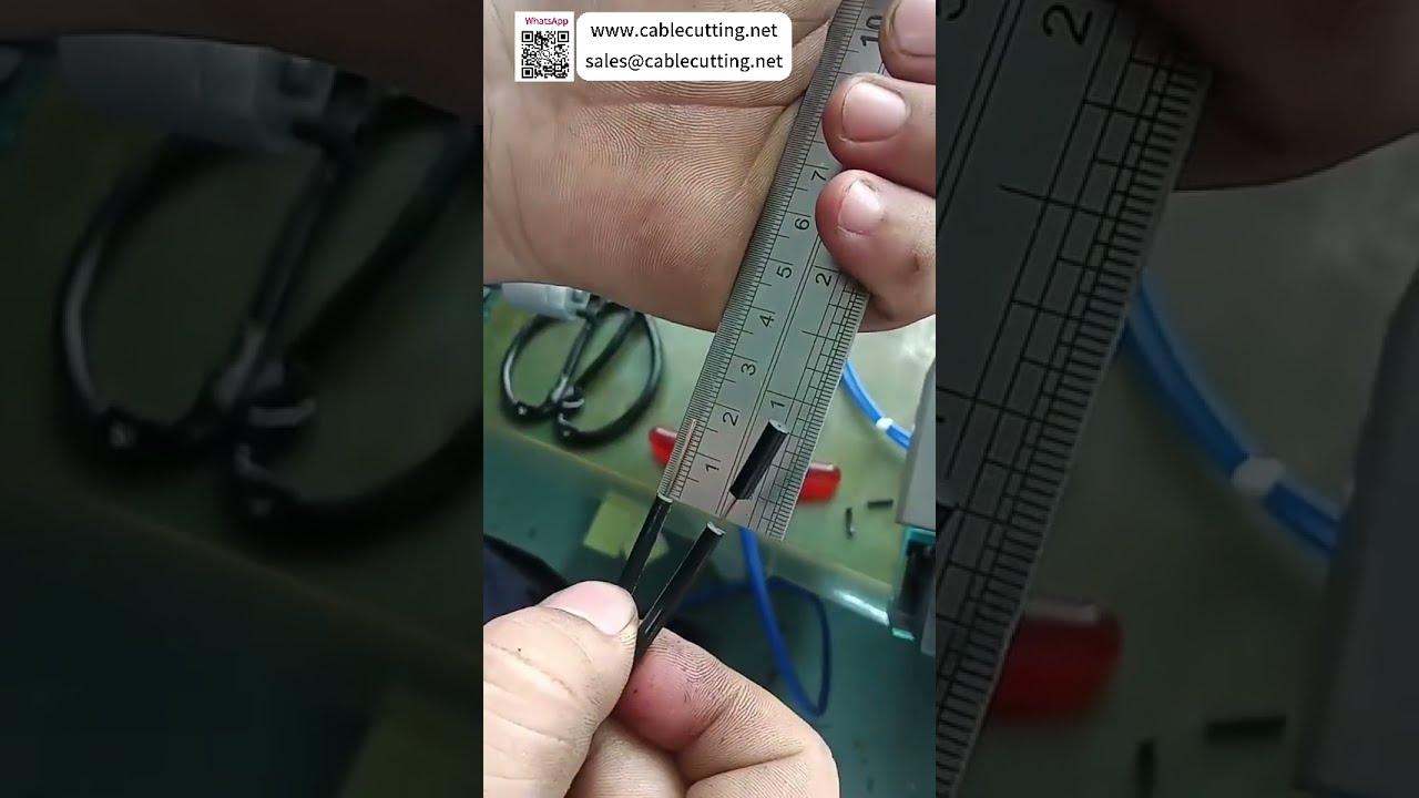 Dubbele draadsplitsmachine: 60mm snijden en 15mm half strippen voor vlakke kabels
