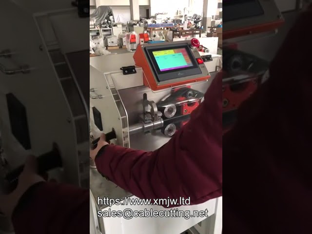 Computer High-Accuracy Nylon Tube Cutting Machine Automatic For Belt Feeding