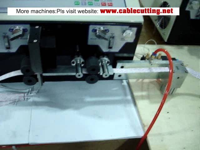 WPM-09E+S: Vlakke kabel strippen, snijden en splitsen machine voor 12P draden