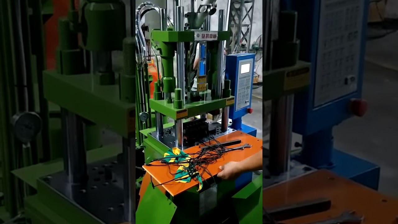 Precisie injectiemachine voor telefoonkabeldraden – Hoge productie automatisering